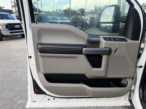 Used 2019 Ford F350 2WD SuperCab XL w/ XL Value Package image 9