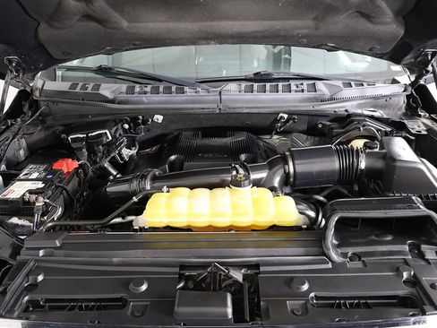 Used 2017 Ford F150 XLT w/ Equipment Group 302A Luxury image 19