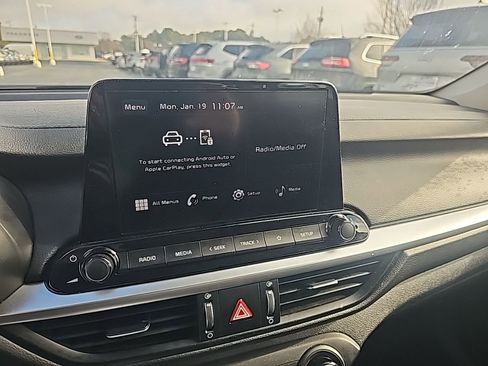 Used 2024 Kia Forte LXS image 16