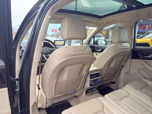 Used 2017 Audi Q7 3.0T Premium Plus image 12