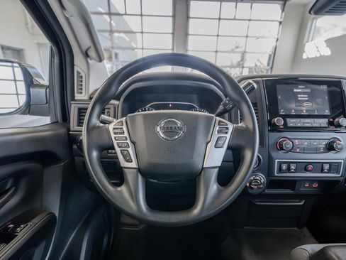 Used 2022 Nissan Titan S w/ S Utility Package image 9