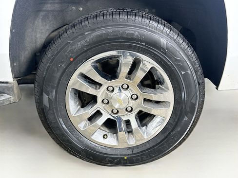 Used 2019 Chevrolet Tahoe LT RWD image 11