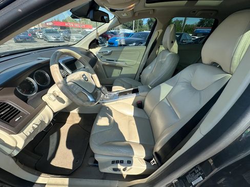Used 2012 Volvo XC60 T6 AWD/4WD image 10