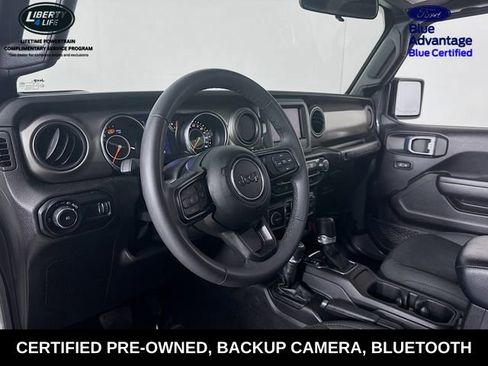 Used 2023 Jeep Wrangler Sport S image 9