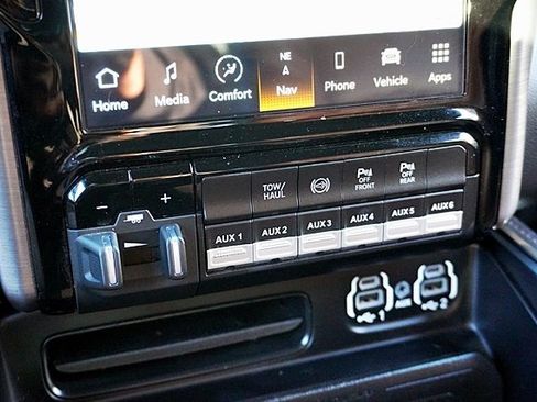 Used 2022 RAM 3500 Limited image 33