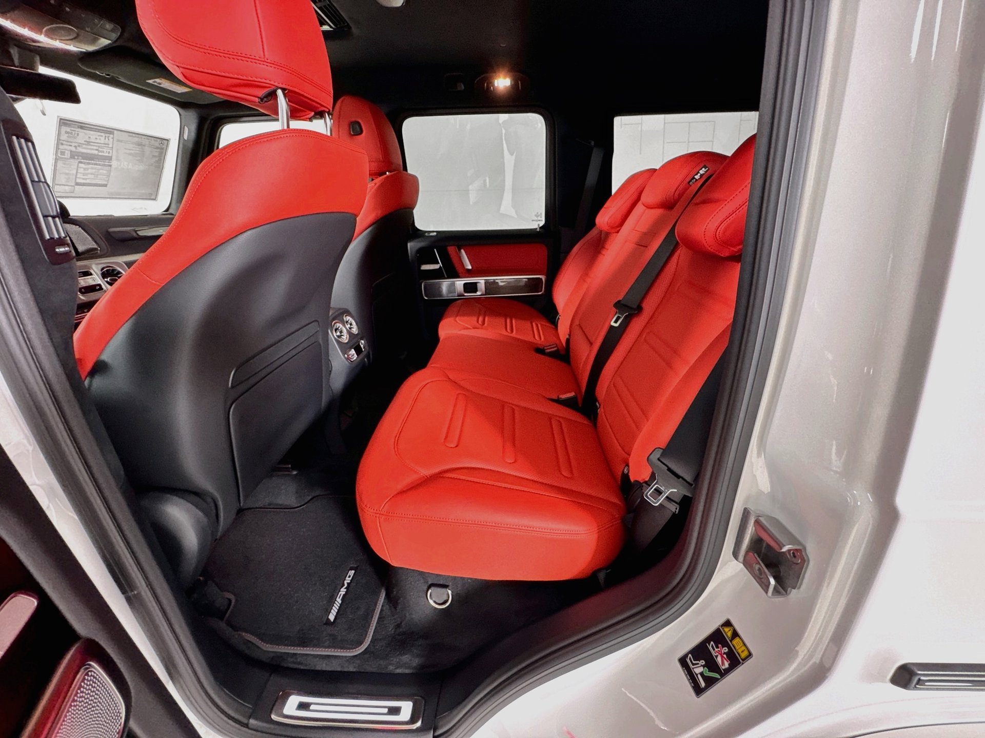 New 2027 Mercedes-Benz G 580 e image 27
