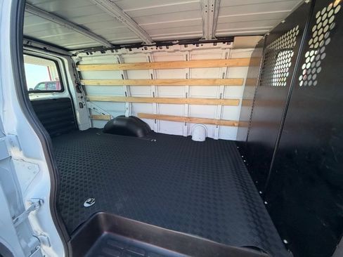 Used 2024 GMC Savana 2500 w/ Driver Convenience Package image 10