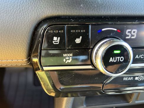 Certified 2023 Honda Pilot Elite image 17