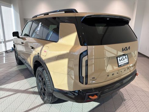 New 2027 Kia Telluride image 3