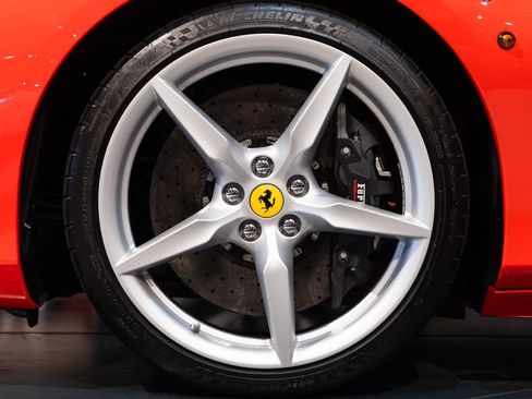 Certified 2019 Ferrari 488 Spider RWD image 11