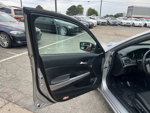 Used 2009 Honda Accord EX-L image 24