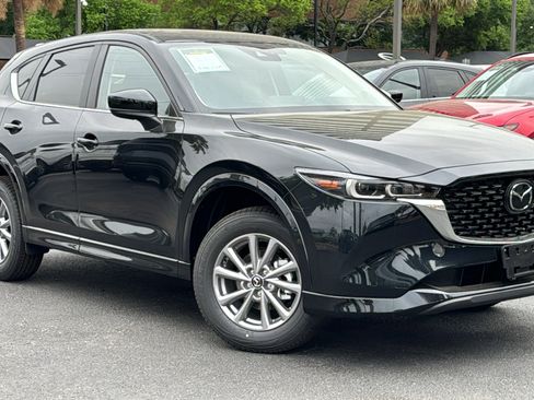 New 2025 MAZDA CX-5 AWD 2.5 S w/ Preferred Package image 2