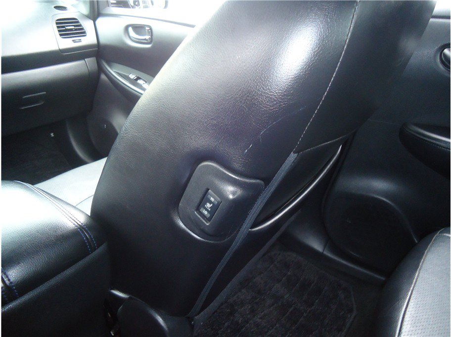 Used 2013 Nissan Leaf SL w/ Premium Pkg FWD image 24