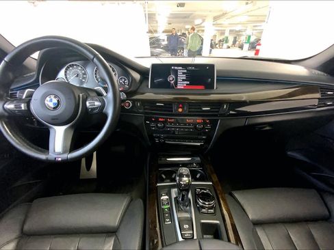 Used 2016 BMW X5 xDrive50i image 15