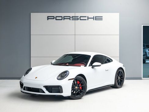 Certified 2024 Porsche 911 Carrera RWD image 1