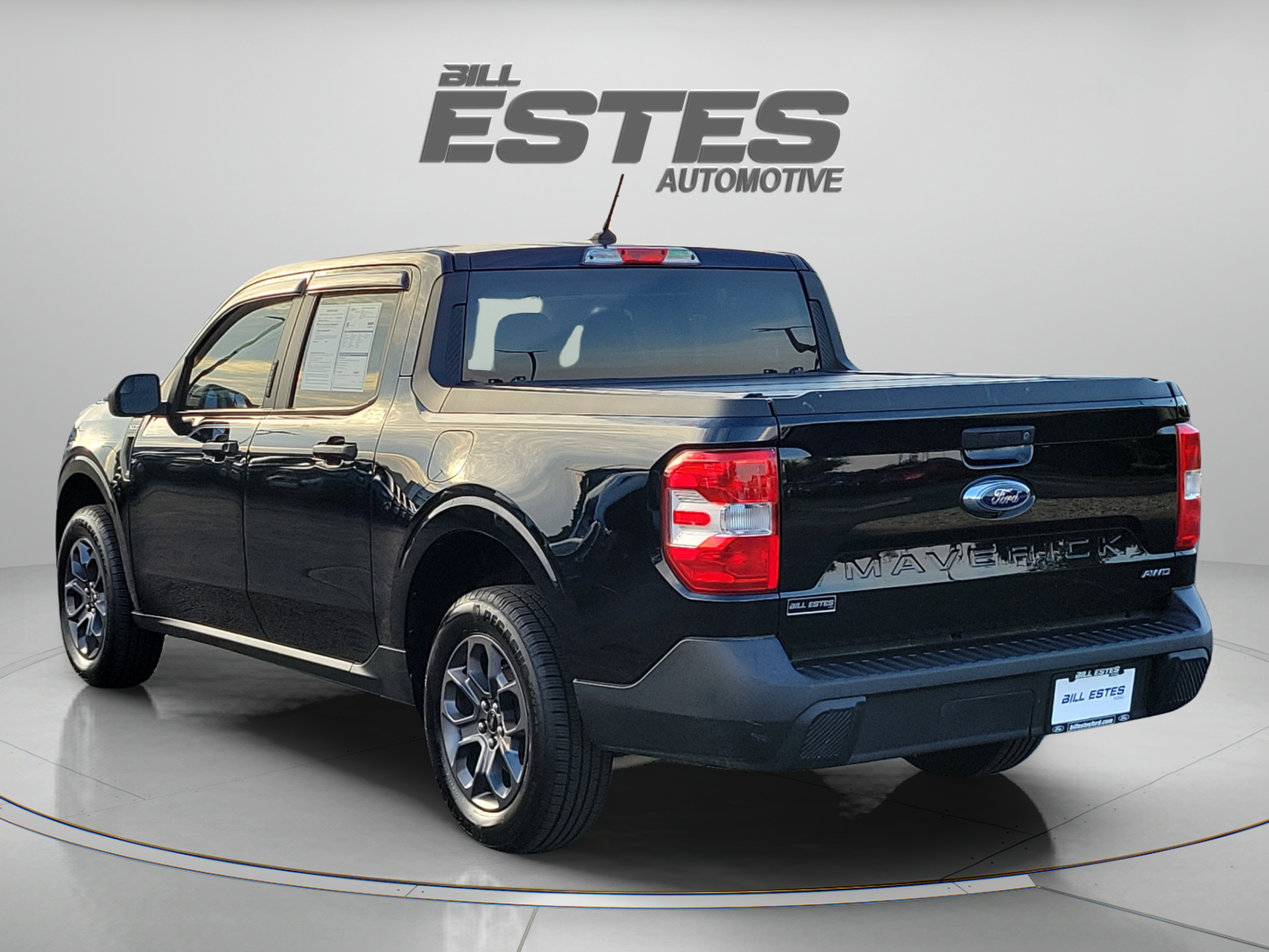 Certified 2022 Ford Maverick XLT w/ Equipment Group 300A Standard AWD/4WD image 2
