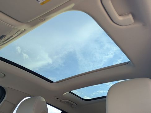 Certified 2022 Mercedes-Benz GLC 300 image 29