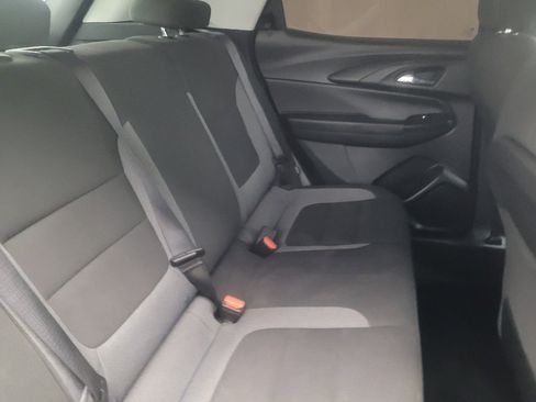 Used 2023 Chevrolet TrailBlazer LS FWD image 19