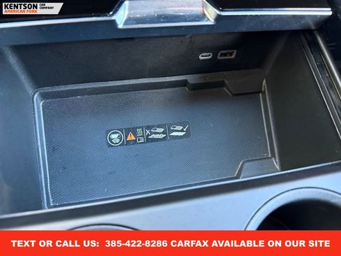 Used 2025 GMC Yukon XL Denali image 27