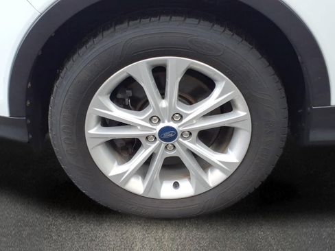 Used 2019 Ford Escape SE AWD/4WD image 8