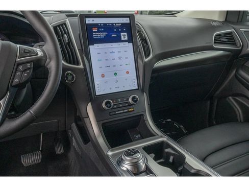 Used 2022 Ford Edge SEL w/ Convenience Package AWD/4WD image 23