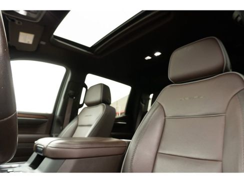 Used 2023 GMC Sierra 1500 Denali w/ Denali Reserve Package image 12