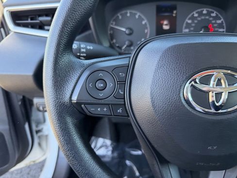Used 2024 Toyota Corolla LE image 17