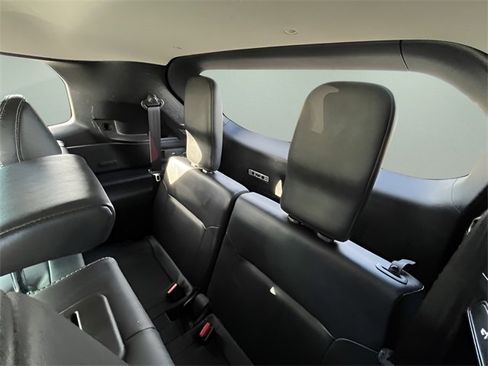 Used 2023 Mitsubishi Outlander SE image 30