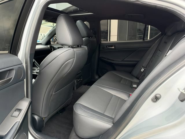 Used 2021 Lexus IS 350 F Sport RWD image 12