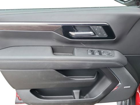 New 2026 Chevrolet Tahoe Premier image 9