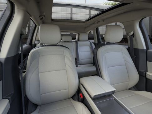 New 2026 Lincoln Nautilus Premier w/ Equipment Group 102A image 10