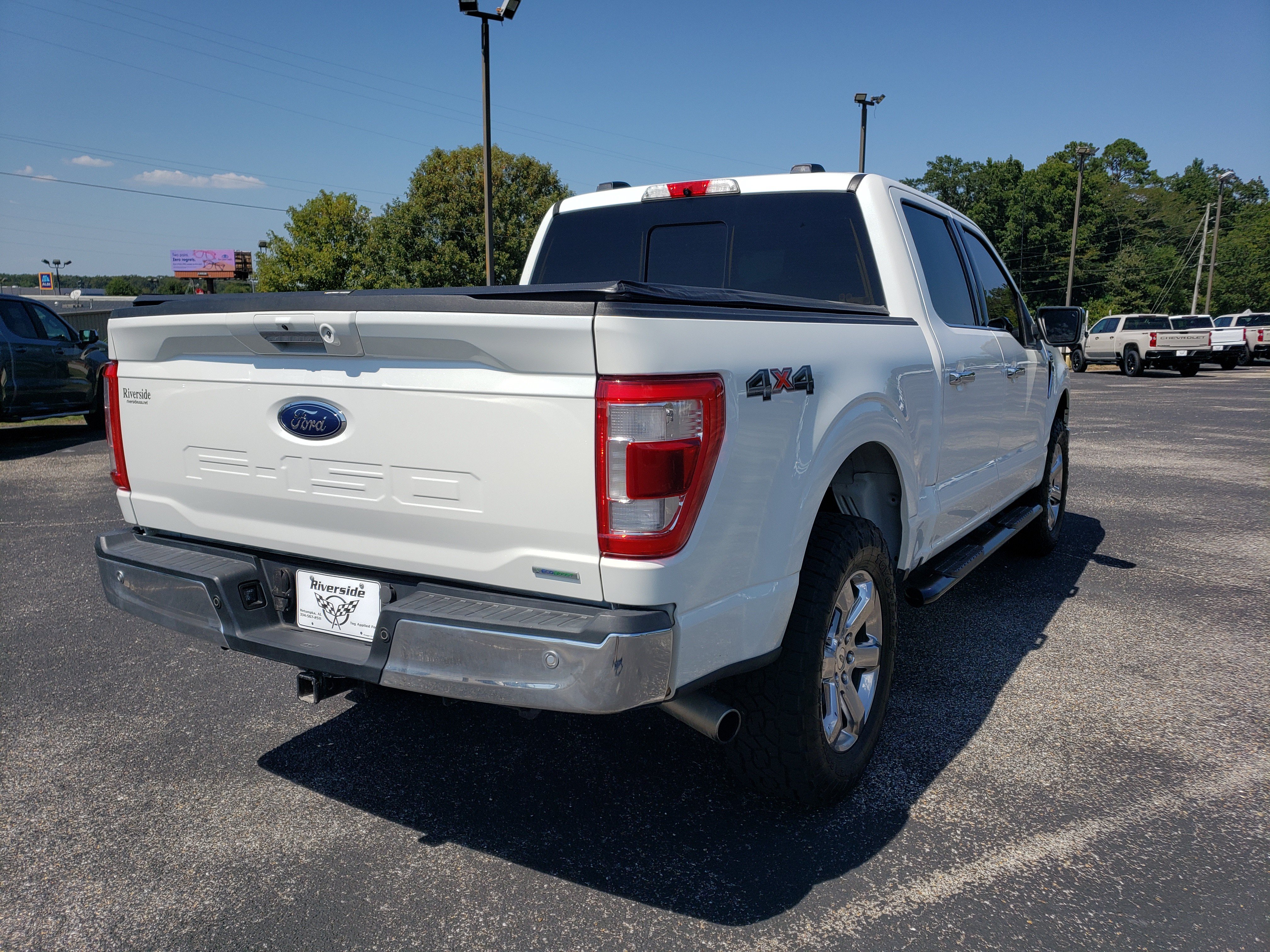 Used 2022 Ford F150 Lariat AWD/4WD image 3