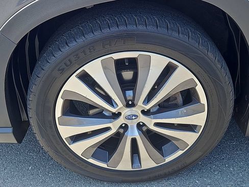 Used 2019 Subaru Ascent Touring AWD/4WD image 7