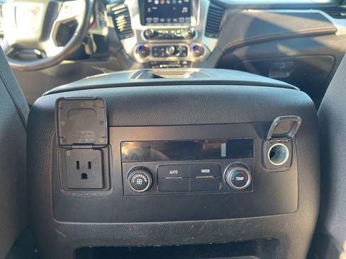 Used 2016 GMC Yukon SLE w/ HD Trailering Package image 24