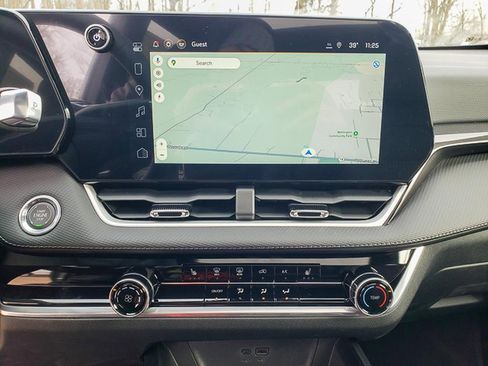 New 2026 Chevrolet Equinox LT w/ Safety and Technology Package image 15