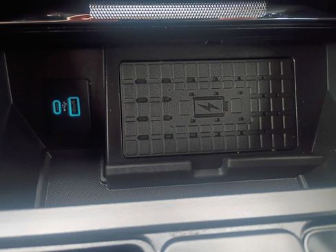 Used 2024 Ford F150 Lariat w/ Equipment Group 502A High AWD/4WD image 6