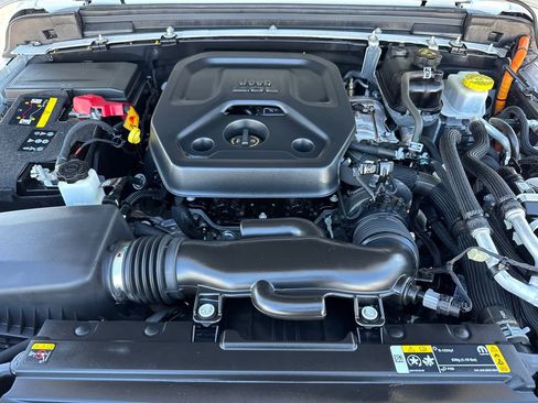 Certified 2023 Jeep Wrangler Unlimited Sahara image 10