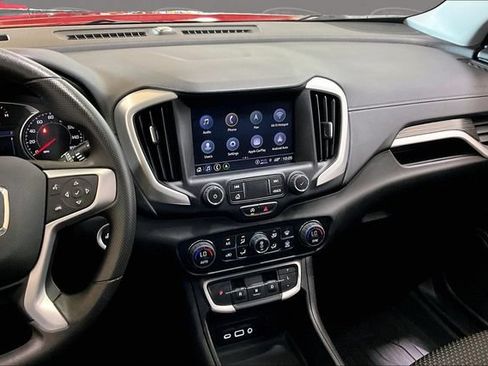 Used 2024 GMC Terrain SLE w/ Driver Convenience Package AWD/4WD image 29