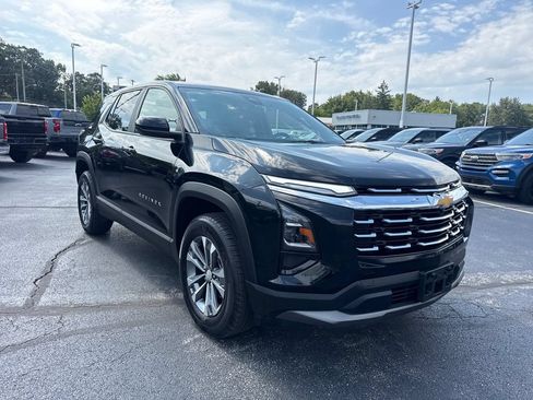 Used 2026 Chevrolet Equinox LT w/ Convenience Package II AWD/4WD image 4