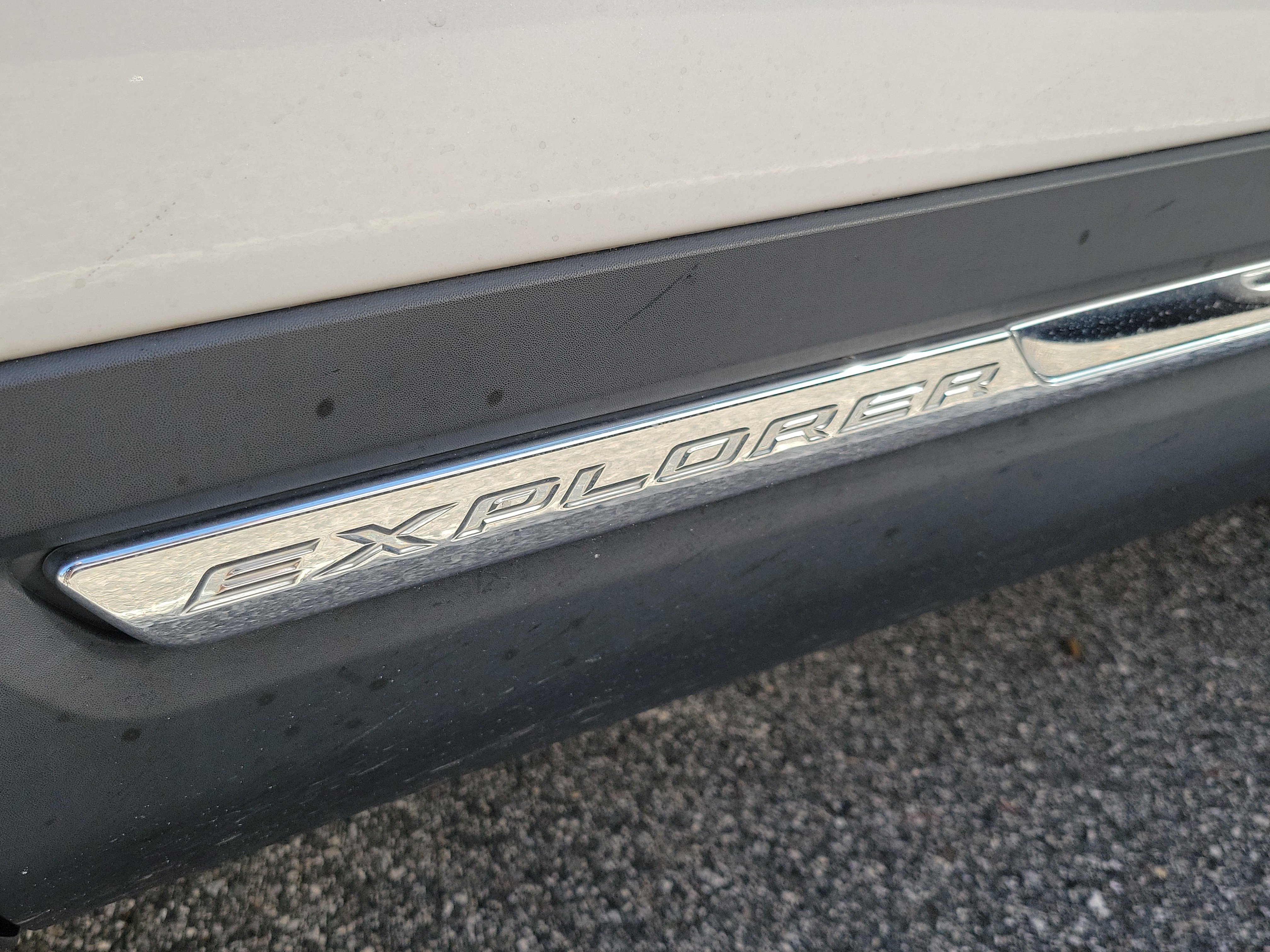 Used 2019 Ford Explorer XLT w/ Class III Trailer Tow Package FWD image 26