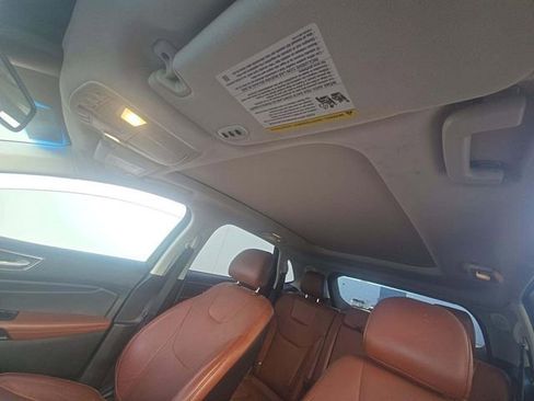 Used 2016 Ford Edge Titanium w/ Equipment Group 302A AWD/4WD image 4
