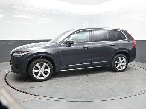 Used 2022 Volvo XC90 T5 Momentum AWD/4WD image 3