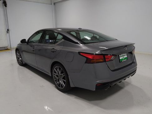 Used 2024 Nissan Altima 2.0 SR FWD image 5