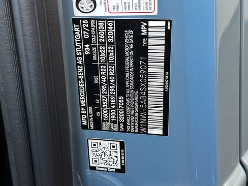 New 2025 Mercedes-Benz G 63 AMG 4MATIC image 33