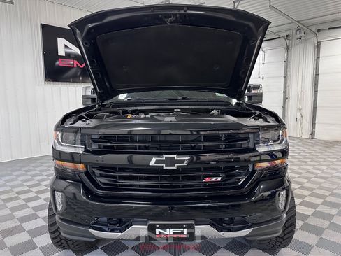 Used 2017 Chevrolet Silverado 1500 LT w/ All Star Edition AWD/4WD image 47