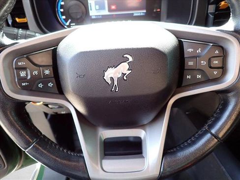 Used 2023 Ford Bronco Badlands w/ Sasquatch Package image 16