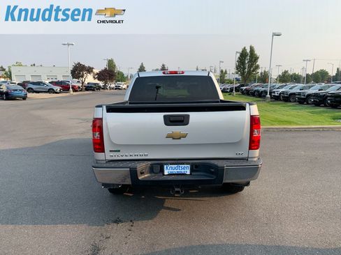 Used 2011 Chevrolet Silverado 1500 LTZ w/ Suspension Package, Off-Road AWD/4WD image 7