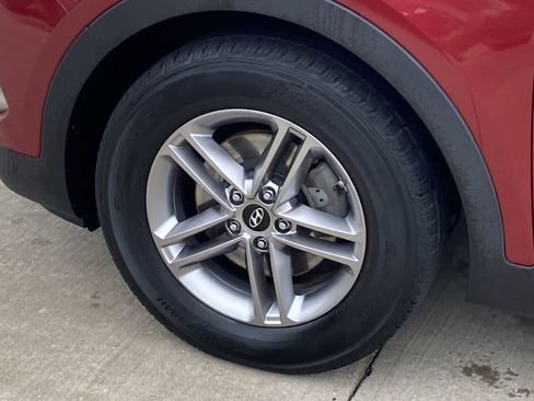 Used 2017 Hyundai Santa Fe Sport image 12