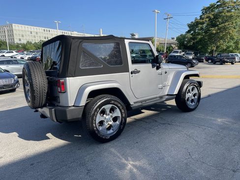 Certified 2018 Jeep Wrangler Sahara w/ Connectivity Group AWD/4WD image 8