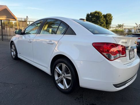 Used 2016 Chevrolet Cruze LT w/ Enhanced Safety Package FWD image 21